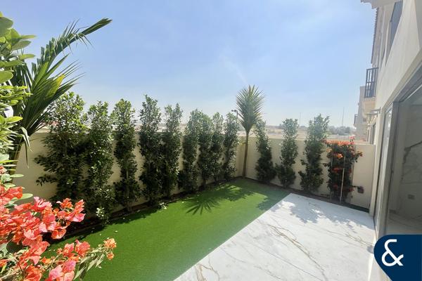 3 Bed | Landscaped | Opposite Lagoon | Vacant